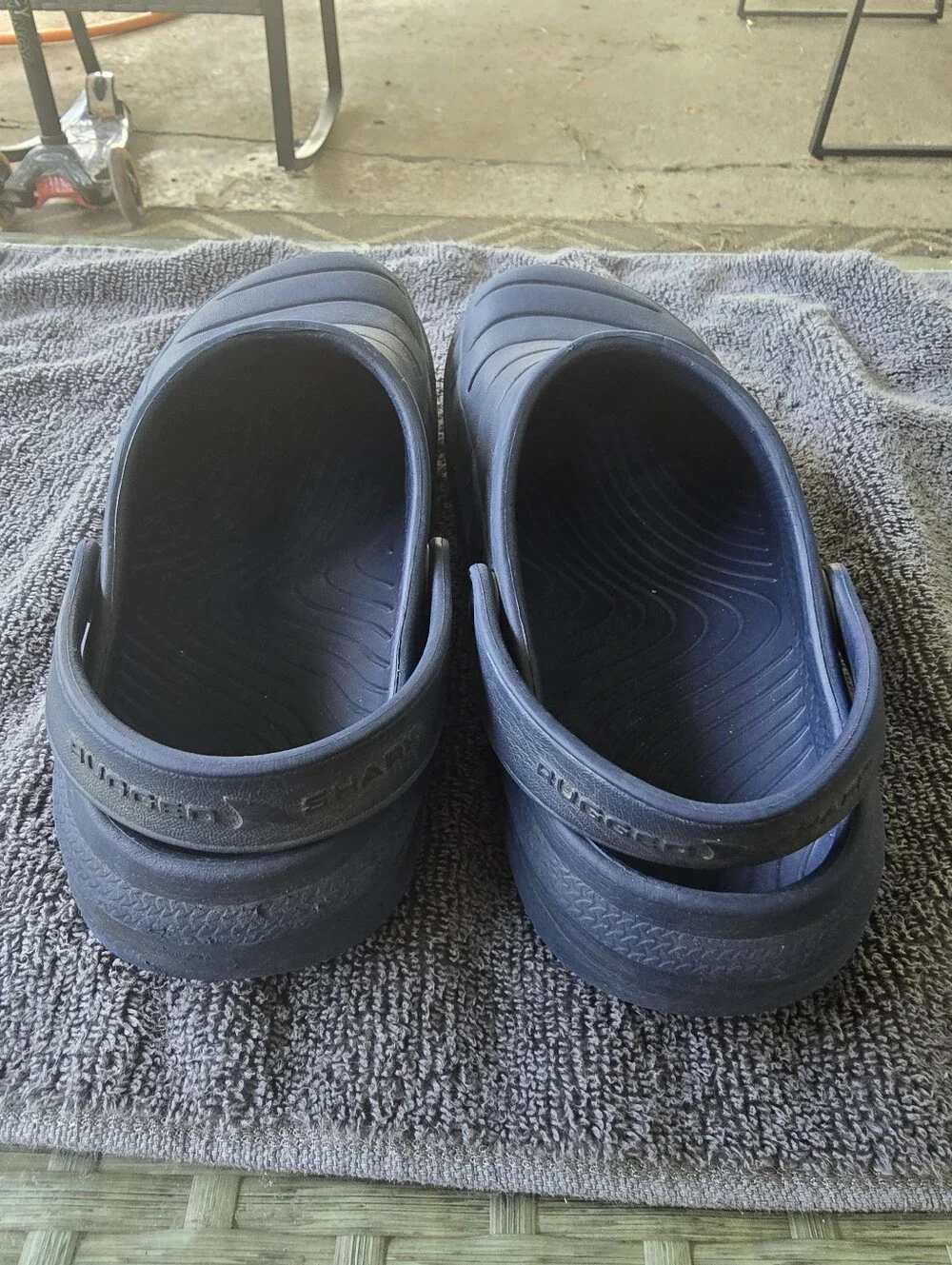 Child Size 3 Blue Foam Clog Crocs Lightweight Comfort Rugged Shark Shoes EUC